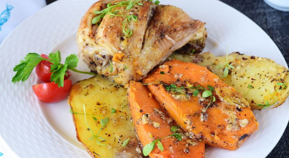 Receita Sobrecoxa de Frango Seara DaGranja Desossada à Jardineira